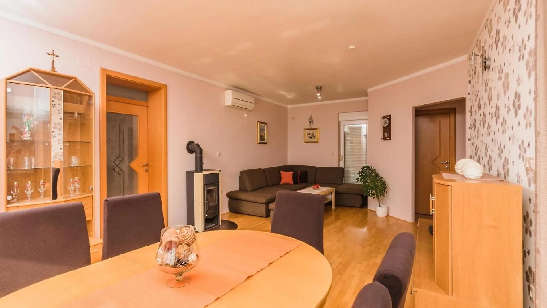 Ferienwohnung Fuer 5 Personen Ca 65 Qm In Crikvenica, Kvarner Bucht Crikvenica Und Umgebung Apartment
